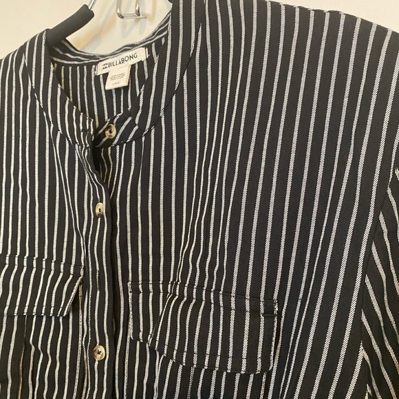 NWT Billabong romper - Picture 4 of 4